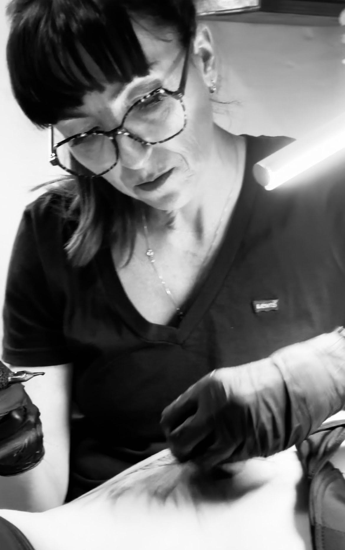 Luluslash — tatoueure réalisme couleur et fine line